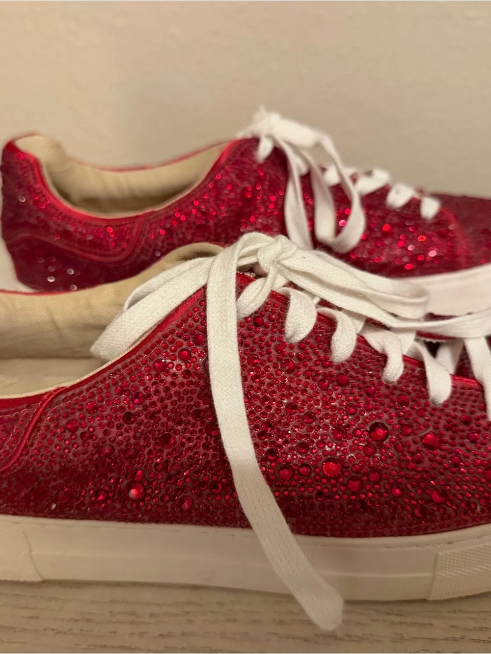Betsey Johnson Red Glitter Low-Top Sneakers